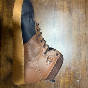 Nike Men's Black and Brown High-Top Sneakers